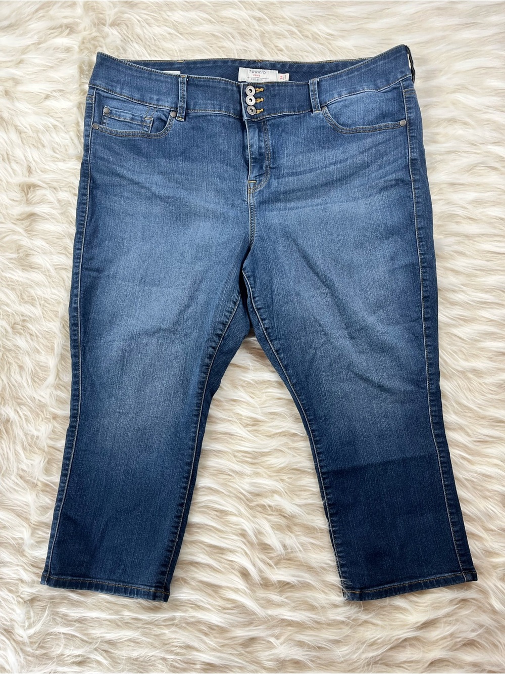 Torrid Jeans Women's Size 24 High Rise Cropped Jegging Medium Wash